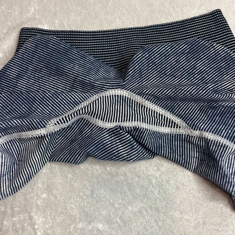 NWOT Lululemon Run Fast and Free Blue 7/8 leggings Size 4